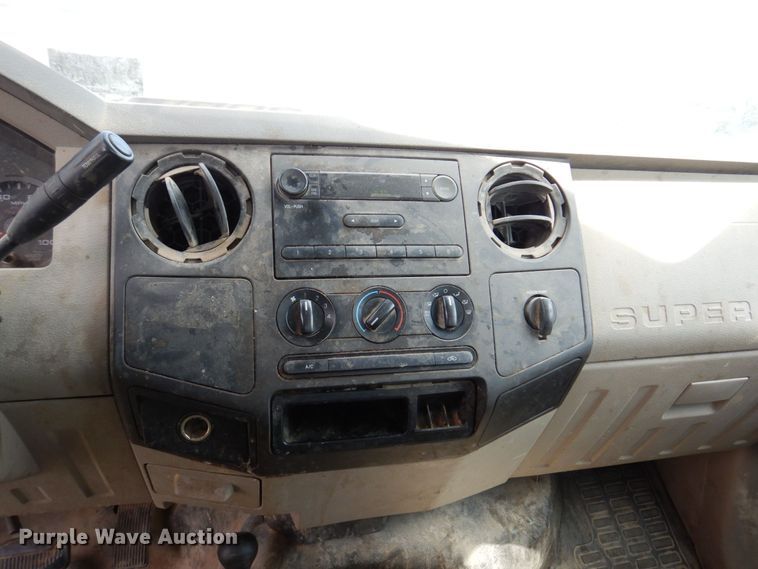 image for item DN7479 2008 Ford F250 Super Duty XL  Crew Cab pickup truck