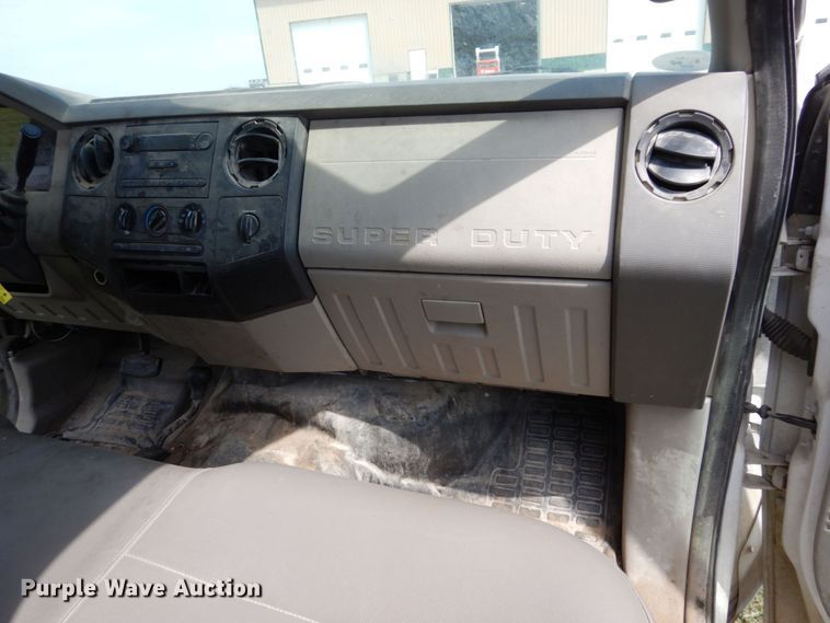 image for item DN7479 2008 Ford F250 Super Duty XL  Crew Cab pickup truck