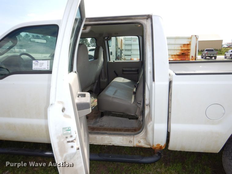 image for item DN7479 2008 Ford F250 Super Duty XL  Crew Cab pickup truck