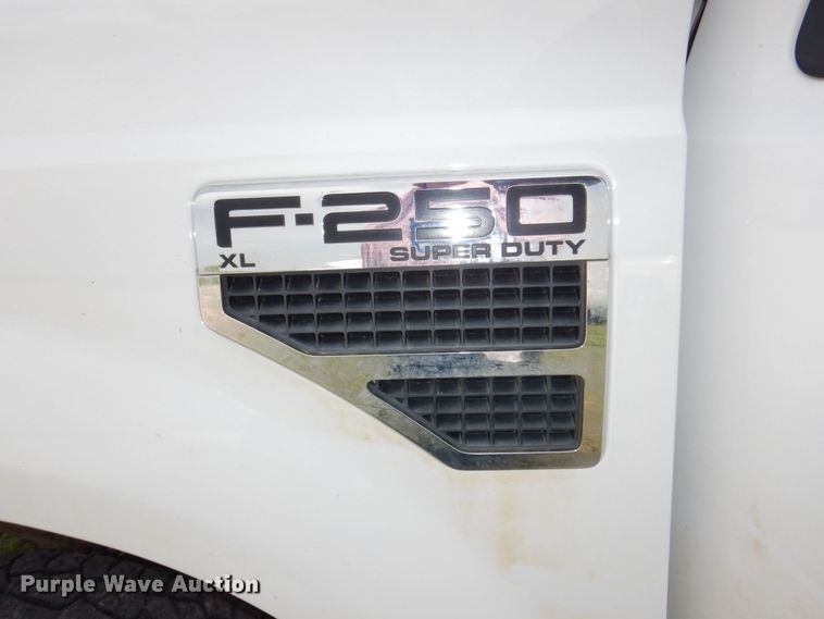 image for item DN7479 2008 Ford F250 Super Duty XL  Crew Cab pickup truck