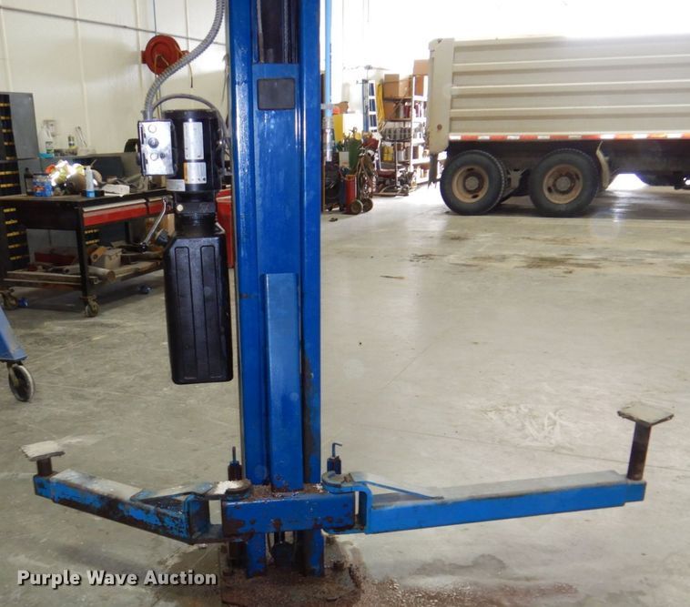 image for item DN7481 2004 Bend Pak MX-10ACX  two post automotive lift