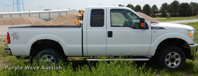 image for item DN7482 2015 Ford F250 Super Duty XLT  SuperCab pickup truck