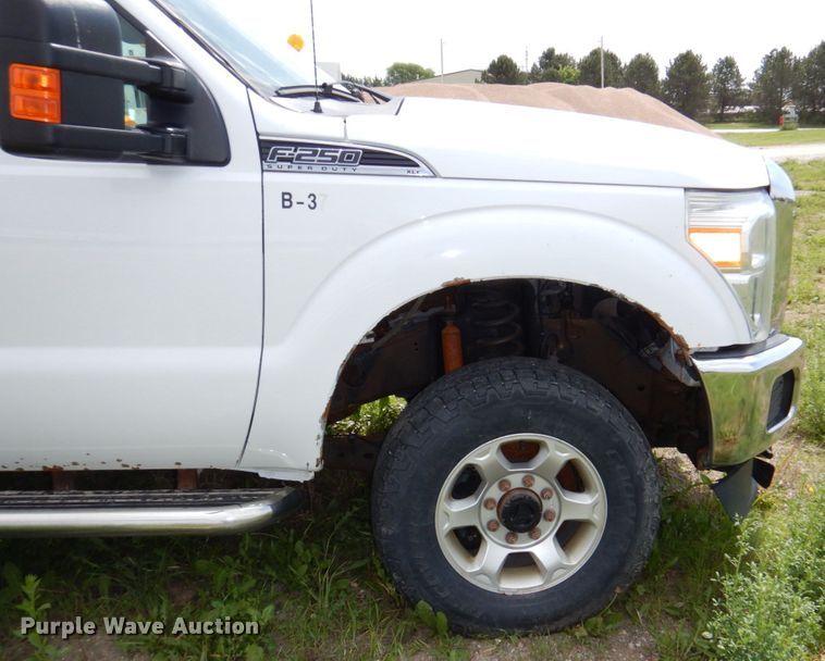 image for item DN7482 2015 Ford F250 Super Duty XLT  SuperCab pickup truck