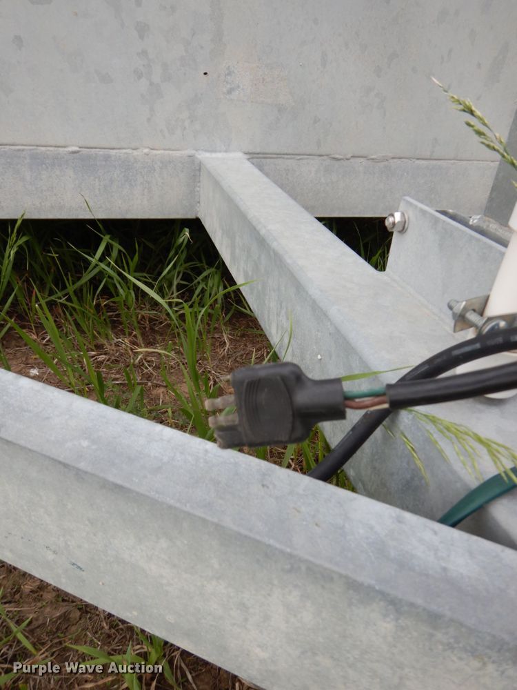 image for item DN7483 2010 Dempster  recycle trailer