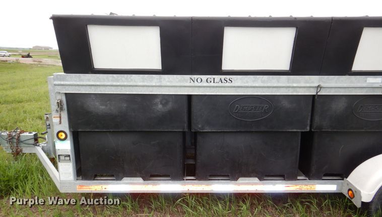 image for item DN7483 2010 Dempster  recycle trailer