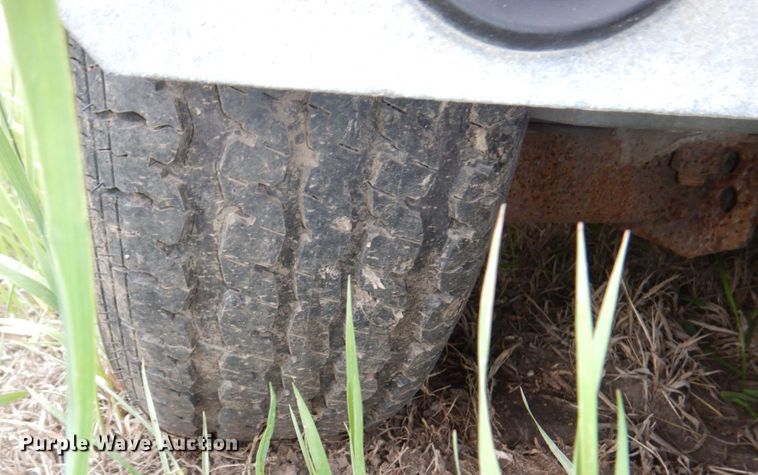 image for item DN7484 2010 Dempster  recycle trailer