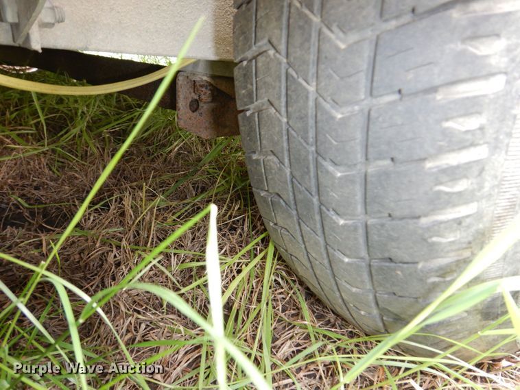 image for item DN7484 2010 Dempster  recycle trailer