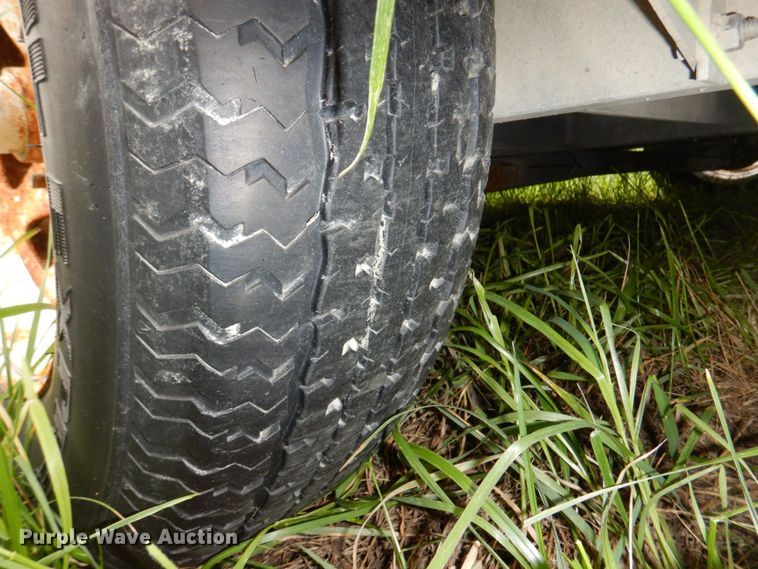 image for item DN7485 2010 Dempster  recycle trailer