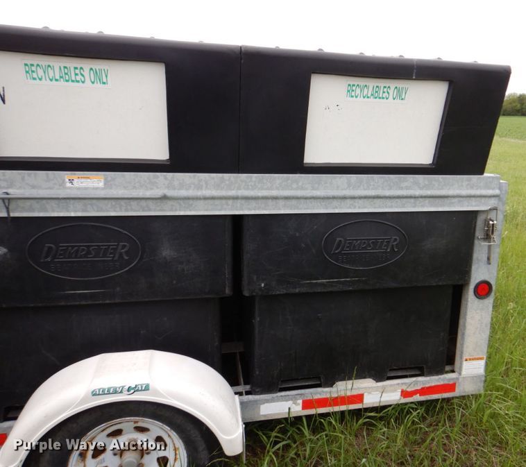 image for item DN7486 2008 Dempster  recycle trailer