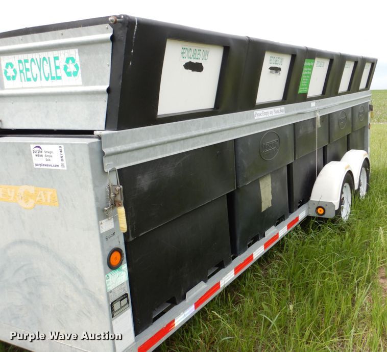 image for item DN7488 2011 Dempster  recycle trailer