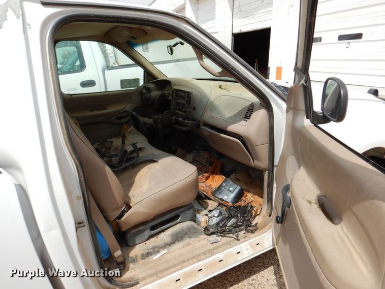 image for item DP3992 1998 Ford F150  pickup truck