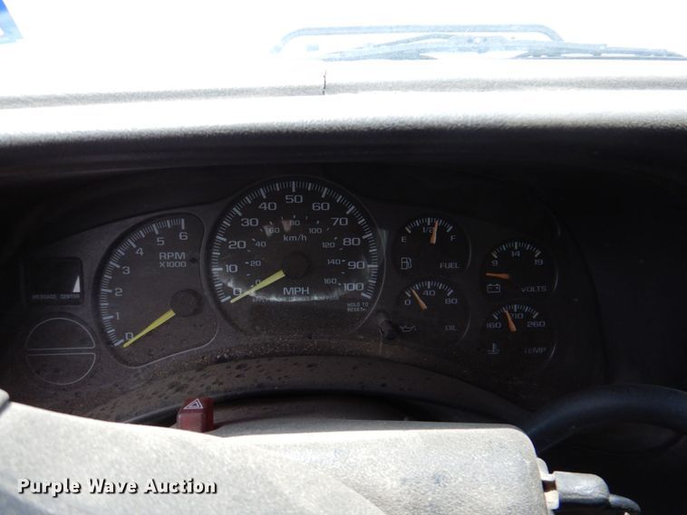 image for item DP3994 2001 Chevrolet Silverado 1500  Ext. Cab pickup truck