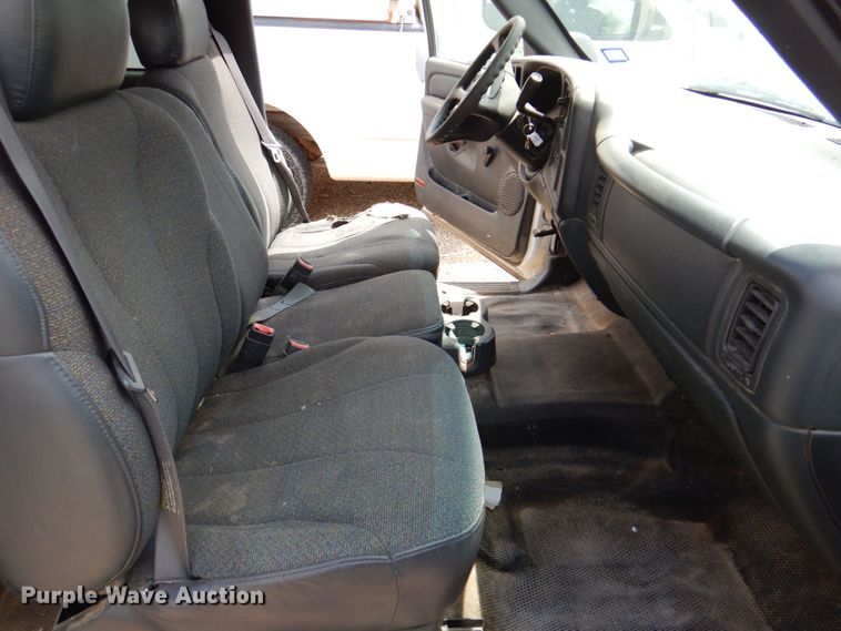 image for item DP3994 2001 Chevrolet Silverado 1500  Ext. Cab pickup truck