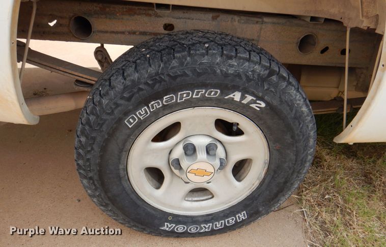 image for item DP3994 2001 Chevrolet Silverado 1500  Ext. Cab pickup truck