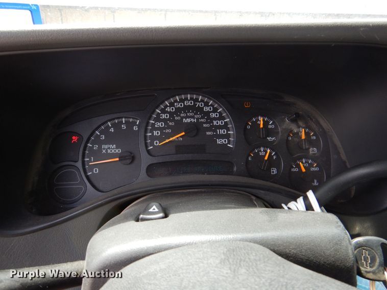 image for item DP3995 2005 Chevrolet Suburban  SUV