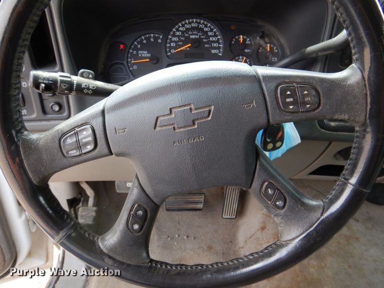 image for item DP3995 2005 Chevrolet Suburban  SUV