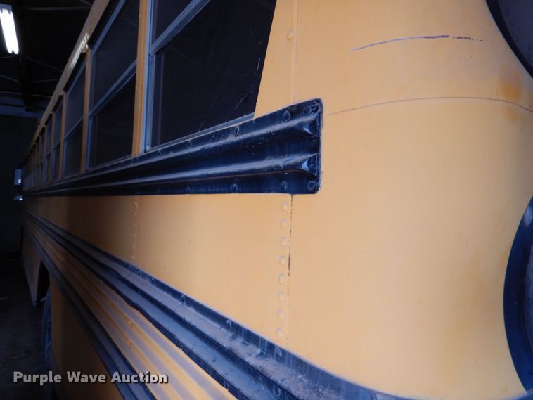 image for item DP3996 2005 Blue Bird TC2000  school bus