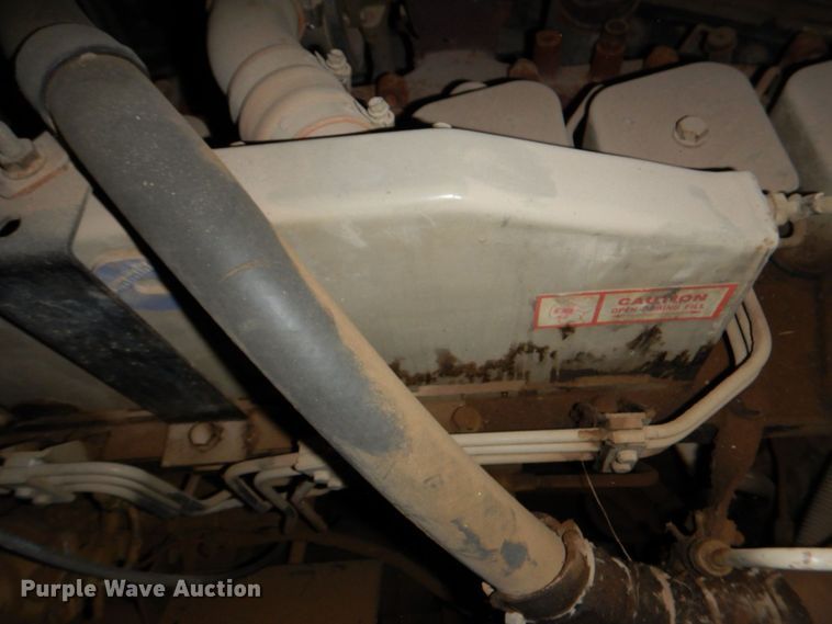 image for item DP3996 2005 Blue Bird TC2000  school bus