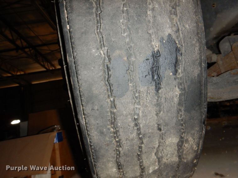 image for item DP3996 2005 Blue Bird TC2000  school bus