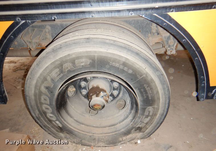 image for item DP3996 2005 Blue Bird TC2000  school bus