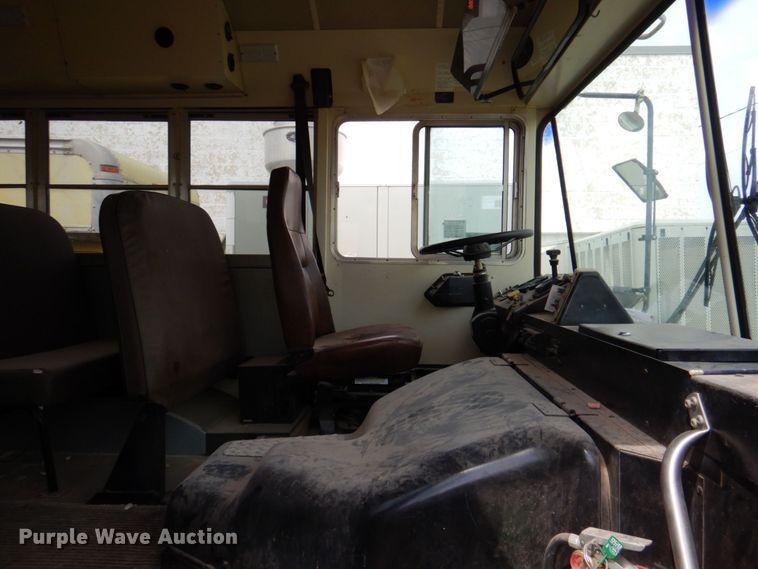 image for item DP3997 1994 Carpenter  school bus