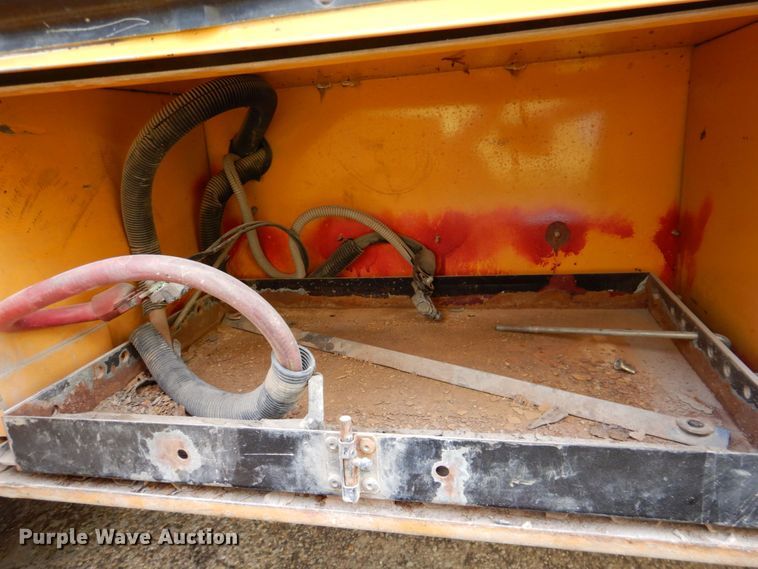 image for item DP3997 1994 Carpenter  school bus