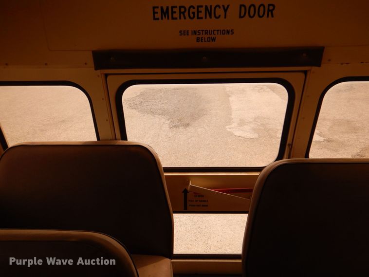 image for item DP3998 1989 Blue Bird TC2000  school bus