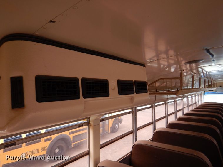 image for item DP3998 1989 Blue Bird TC2000  school bus