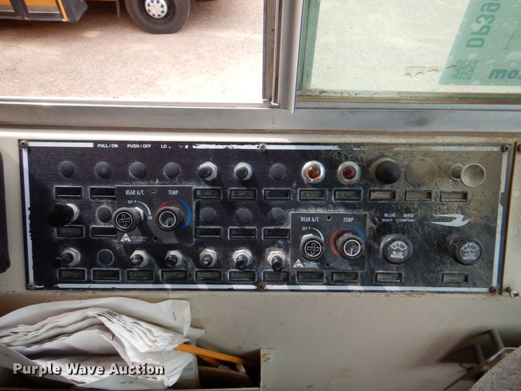 image for item DP3998 1989 Blue Bird TC2000  school bus