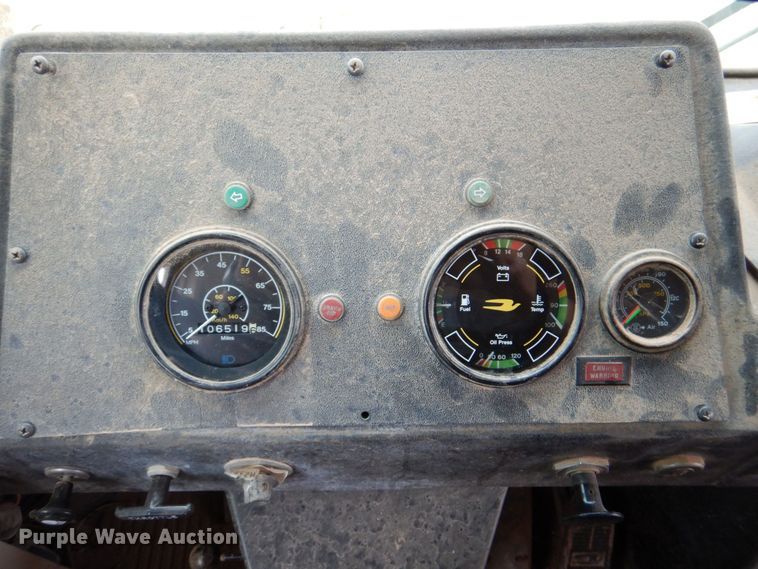 image for item DP3998 1989 Blue Bird TC2000  school bus