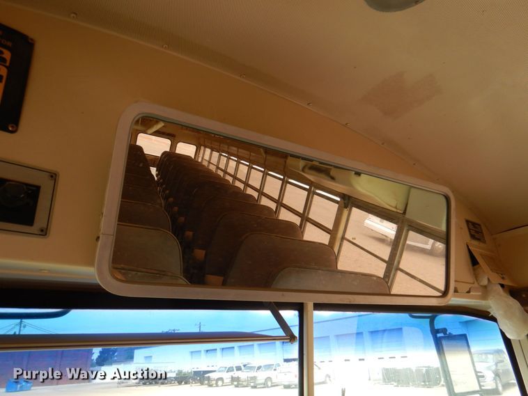 image for item DP3998 1989 Blue Bird TC2000  school bus