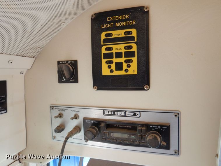 image for item DP3998 1989 Blue Bird TC2000  school bus