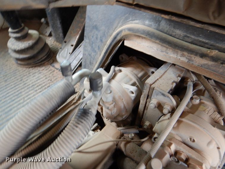 image for item DP3998 1989 Blue Bird TC2000  school bus