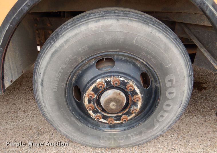 image for item DP3998 1989 Blue Bird TC2000  school bus