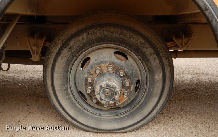 image for item DP3998 1989 Blue Bird TC2000  school bus