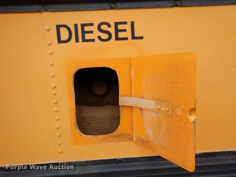 image for item DP3998 1989 Blue Bird TC2000  school bus