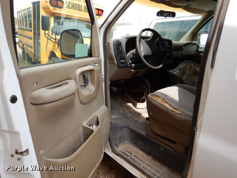 image for item DP3999 1997 Chevrolet Express 2500  van