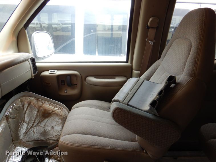 image for item DP3999 1997 Chevrolet Express 2500  van