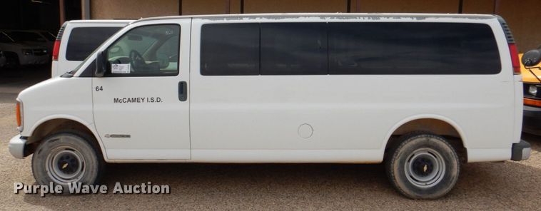 image for item DP4000 2001 Chevrolet Express 3500  van