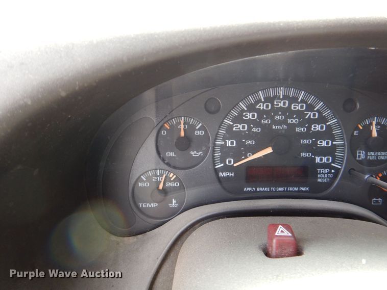 image for item DP4000 2001 Chevrolet Express 3500  van