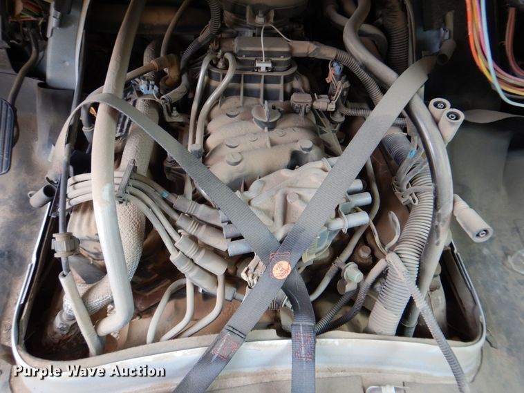 image for item DP4000 2001 Chevrolet Express 3500  van