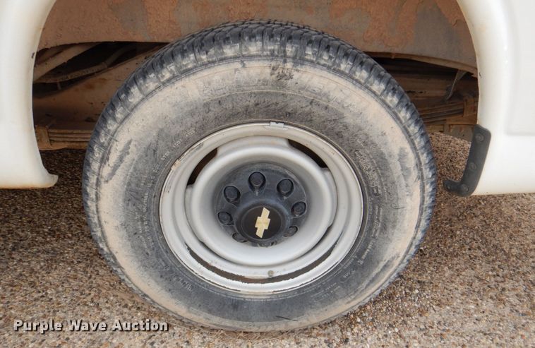 image for item DP4000 2001 Chevrolet Express 3500  van