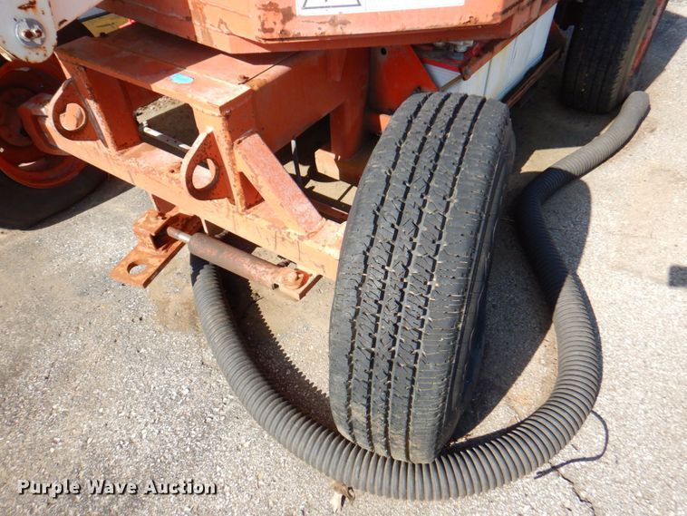 image for item DP4185 1998 Snorkel 41E  boom lift