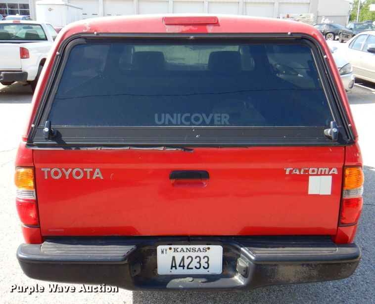image for item DP4188 2004 Toyota Tacoma  pickup truck