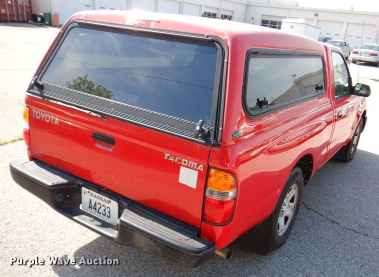 image for item DP4188 2004 Toyota Tacoma  pickup truck