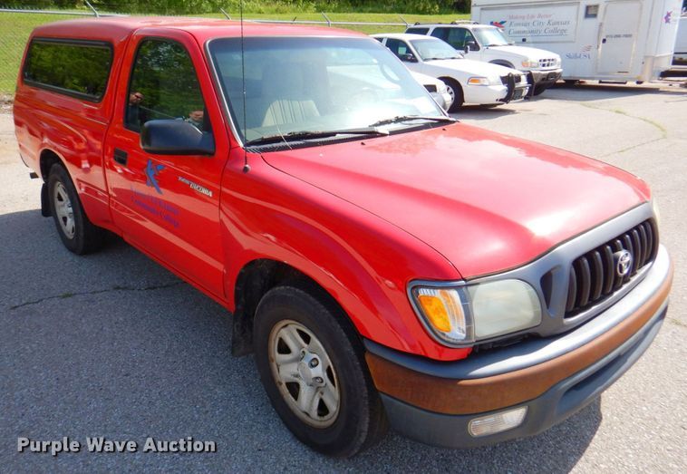 image for item DP4188 2004 Toyota Tacoma  pickup truck