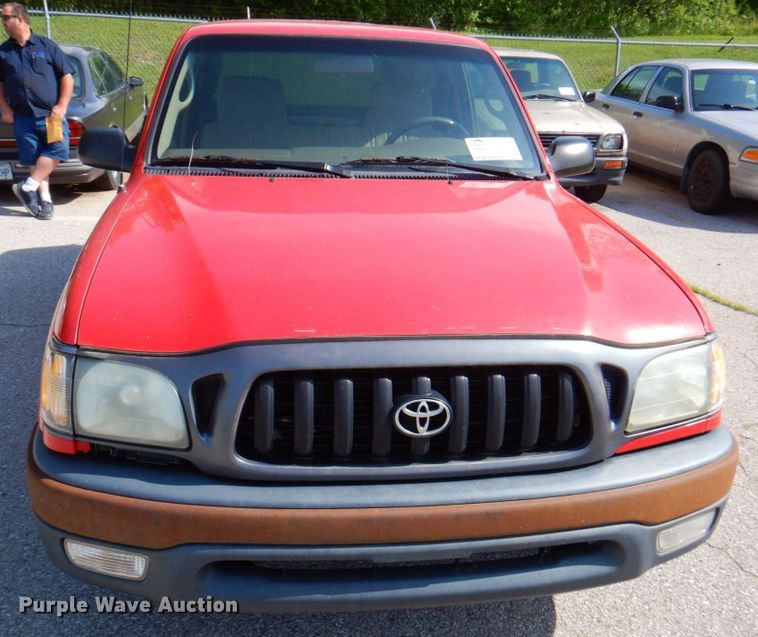 image for item DP4188 2004 Toyota Tacoma  pickup truck