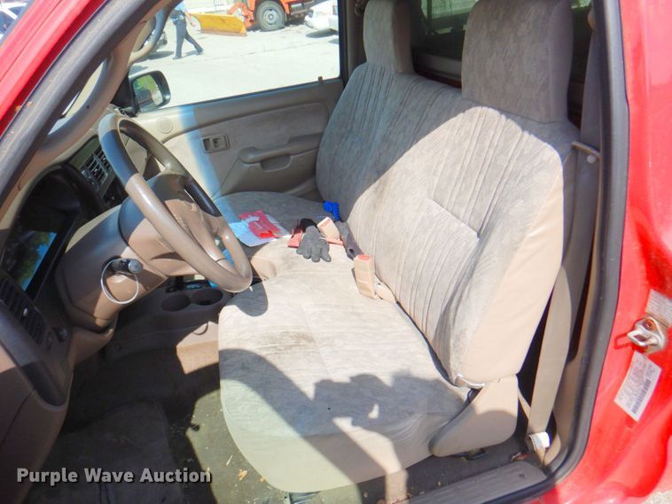 image for item DP4188 2004 Toyota Tacoma  pickup truck