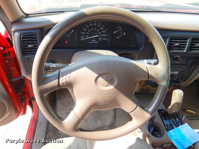 image for item DP4188 2004 Toyota Tacoma  pickup truck