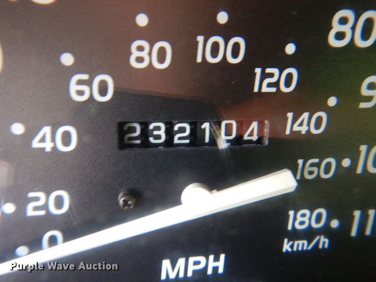 image for item DP4188 2004 Toyota Tacoma  pickup truck